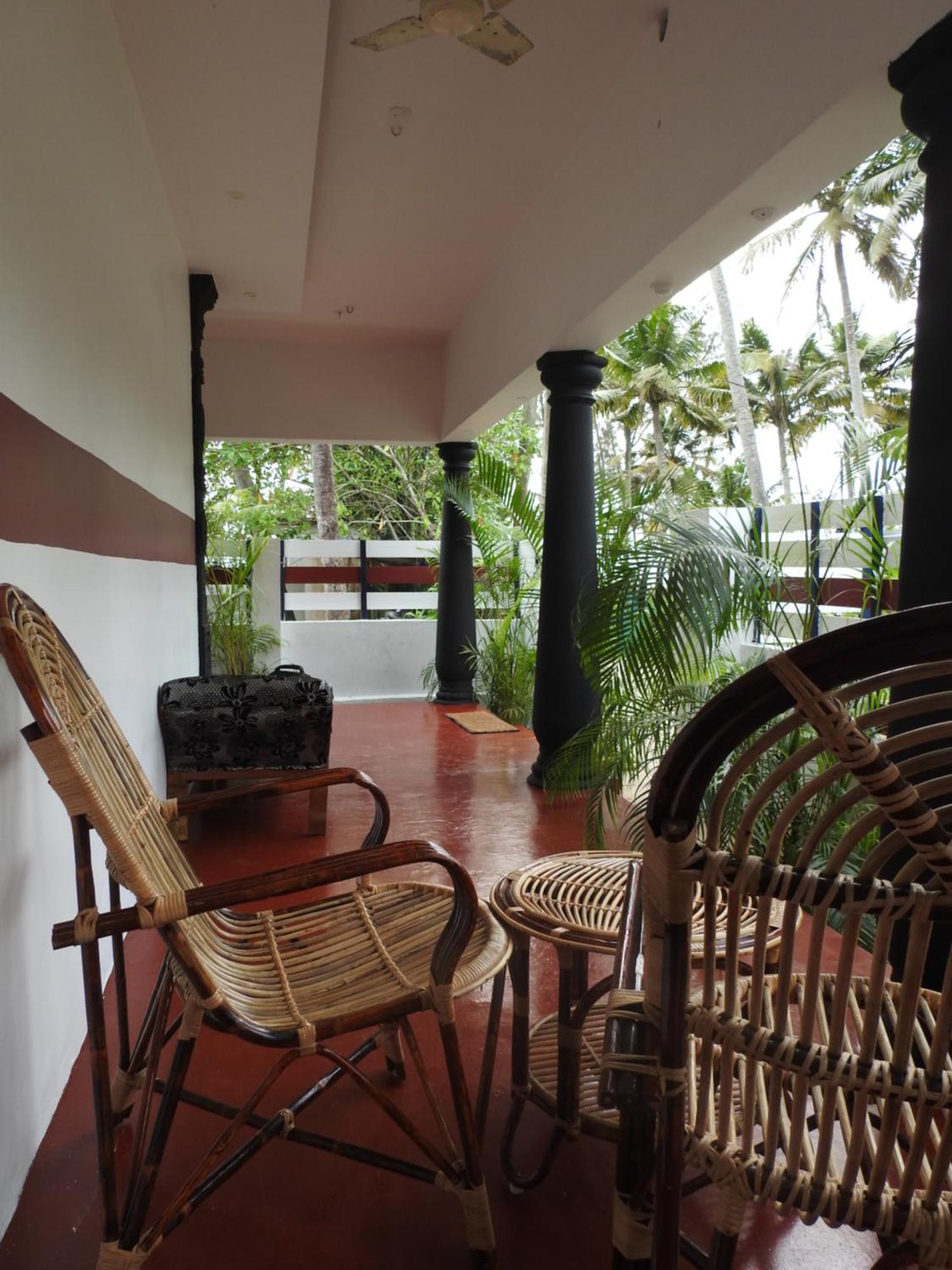 Shoreline Marari Beach Villa At Golden Beach Mararikulam Alappuzha Luaran gambar