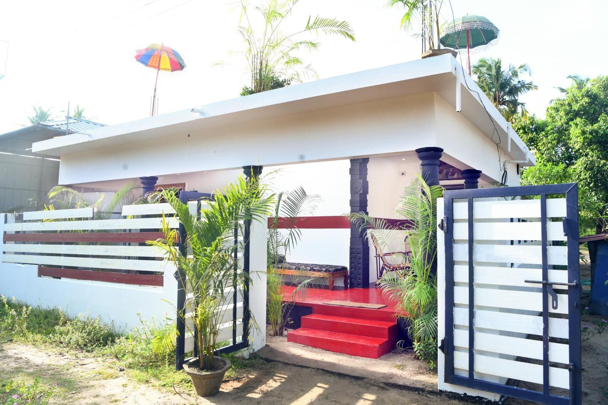 Shoreline Marari Beach Villa At Golden Beach Mararikulam Alappuzha Luaran gambar